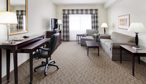 One-Bedroom Suite