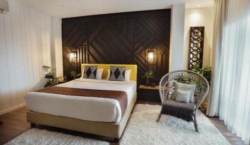 Family Suite with Balcony