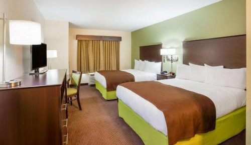 Queen Room with Two Queen Beds - Non-Smoking