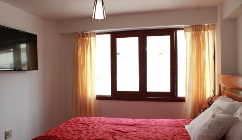 Twin Room with Private Bathroom