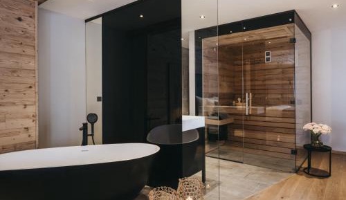 One-Bedroom Spa Suite with View