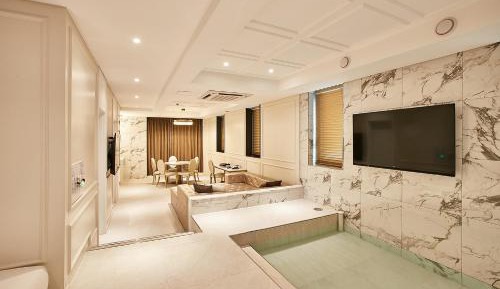 Double or Twin Room with Balcony