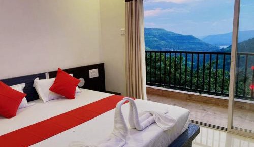 King Room with Mountain View