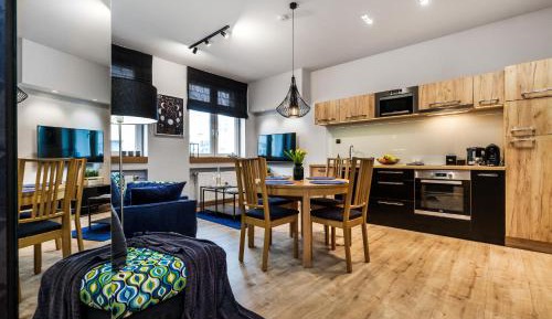 Deluxe Two-Bedroom Apartment