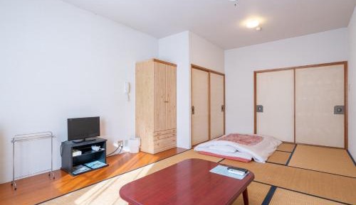 Japanese-Style Quadruple Room