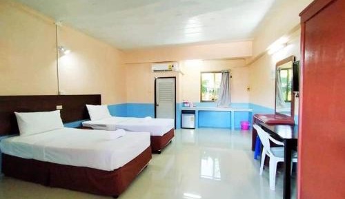 Small Twin Room