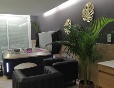 Suite with Spa Bath
