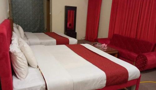 Double Room (1 Adult + 1 Child)