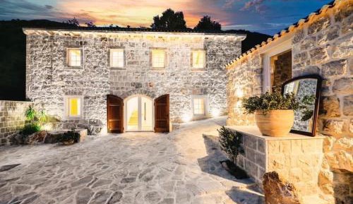 Villa with Sea View