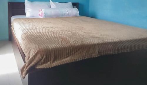 Standard Double Room with Shared Bathroom