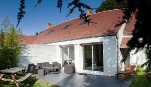 Holiday Home (5 Adults)