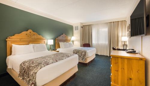 Queen Room