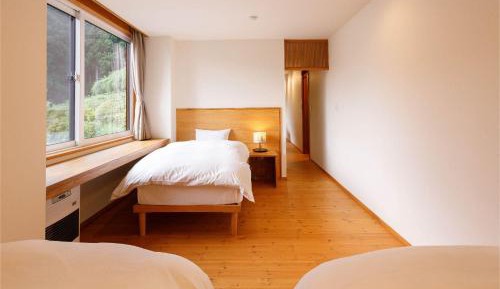 Triple Room with Shared Bathroom