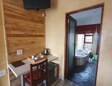 Superior Double or Twin Room with Mountain View