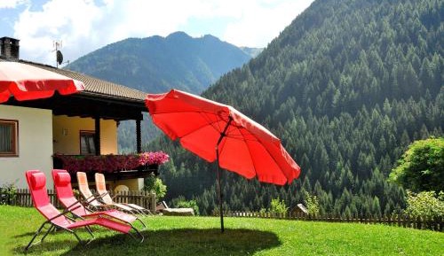 Superior One-Bedroom Apartment with Balcony