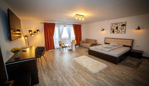 Deluxe Double Room with Extra Bed