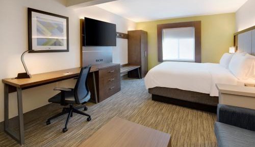 King Suite with Sofa Bed