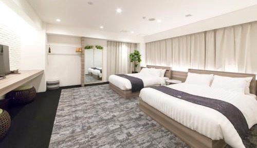 Quadruple Room with Bathroom