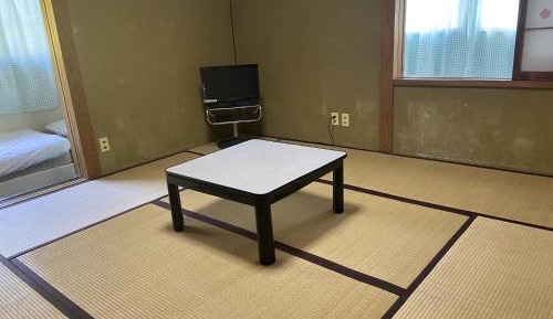 Japanese-Style Room