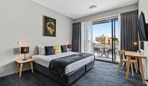 Hotel King Room with Balcony