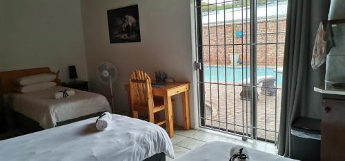 Apartment with Pool View 