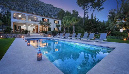 Villa with Private Pool