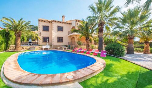 Villa with Private Pool