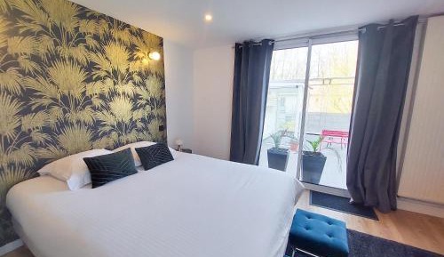 Double Room with Terrace