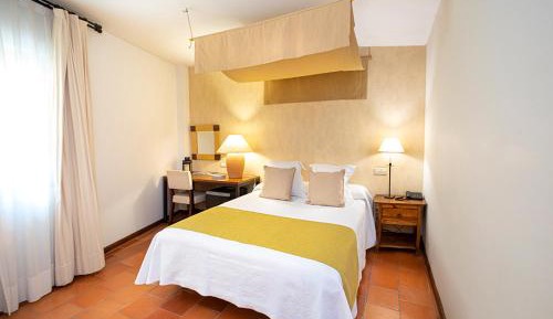 Double Basic Room  