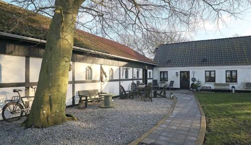 Four-Bedroom Holiday Home