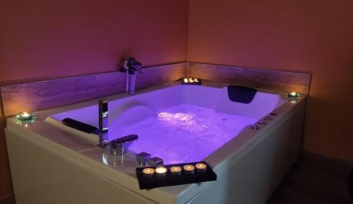 Deluxe Villa with Spa Access