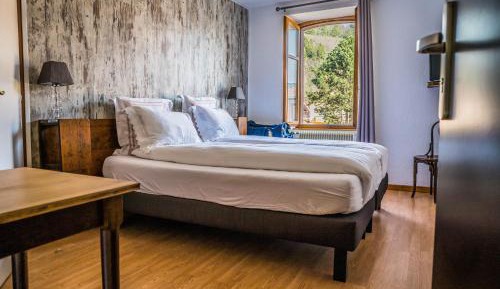 Double Room with Shower