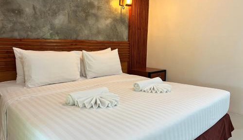 Deluxe Double or Twin Room with Balcony