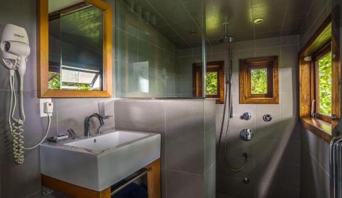 Cottage with Ocean View