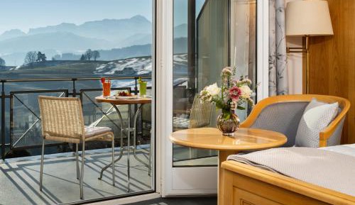 Double Room with Mountain View