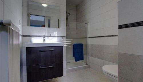 Double or Twin Room with Private Bathroom