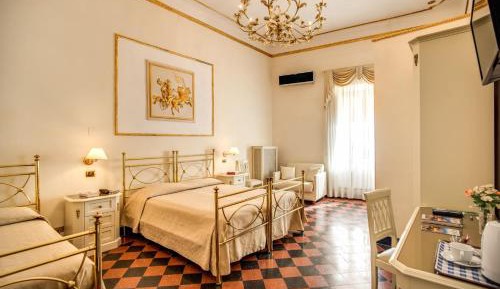 Triple Room