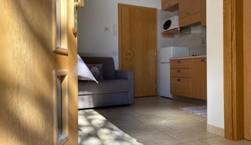 Superior One-Bedroom Apartment