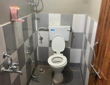 Mixed Dormitory Room