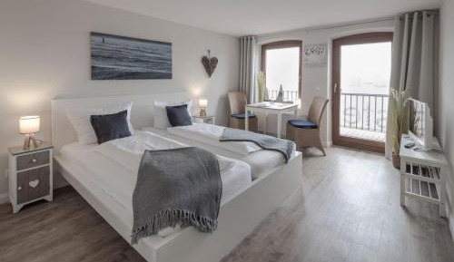 Double Room with Balcony and River View