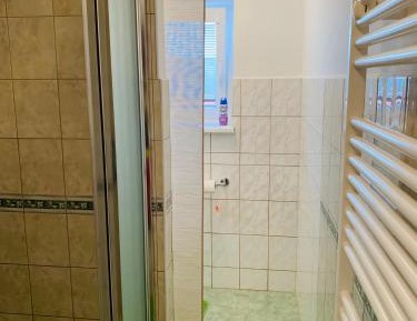 Economy Quadruple Room with Shared Bathroom