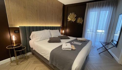 Superior Deluxe Double or Twin Room 