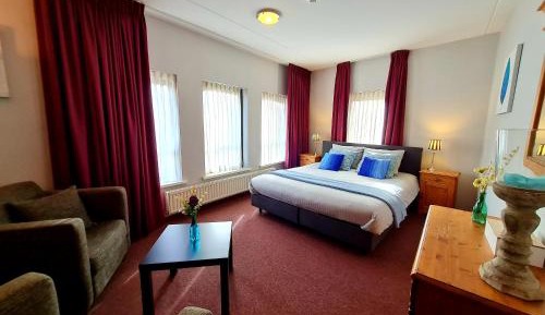 Superior King Room