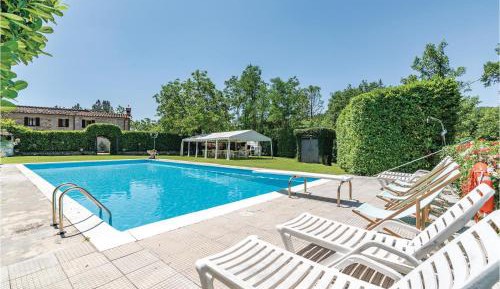 Six-Bedroom Holiday Home