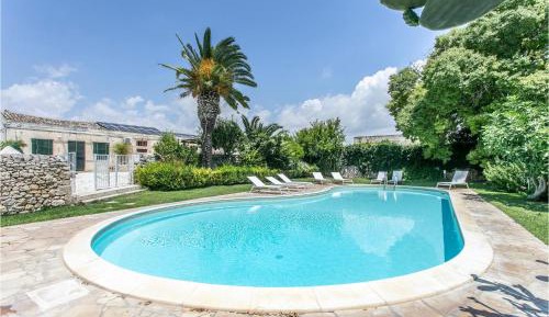 Six-Bedroom Holiday Home
