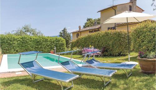 Three-Bedroom Holiday Home 
