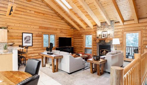 Four-Bedroom Apartment