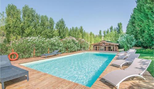 Five-Bedroom Holiday Home