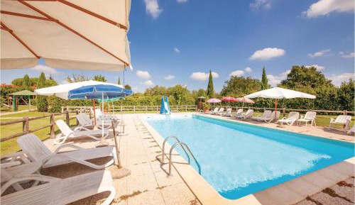 Three-Bedroom Holiday Home 