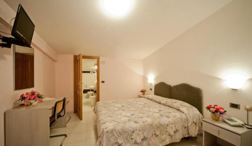 Economy Double or Twin Room